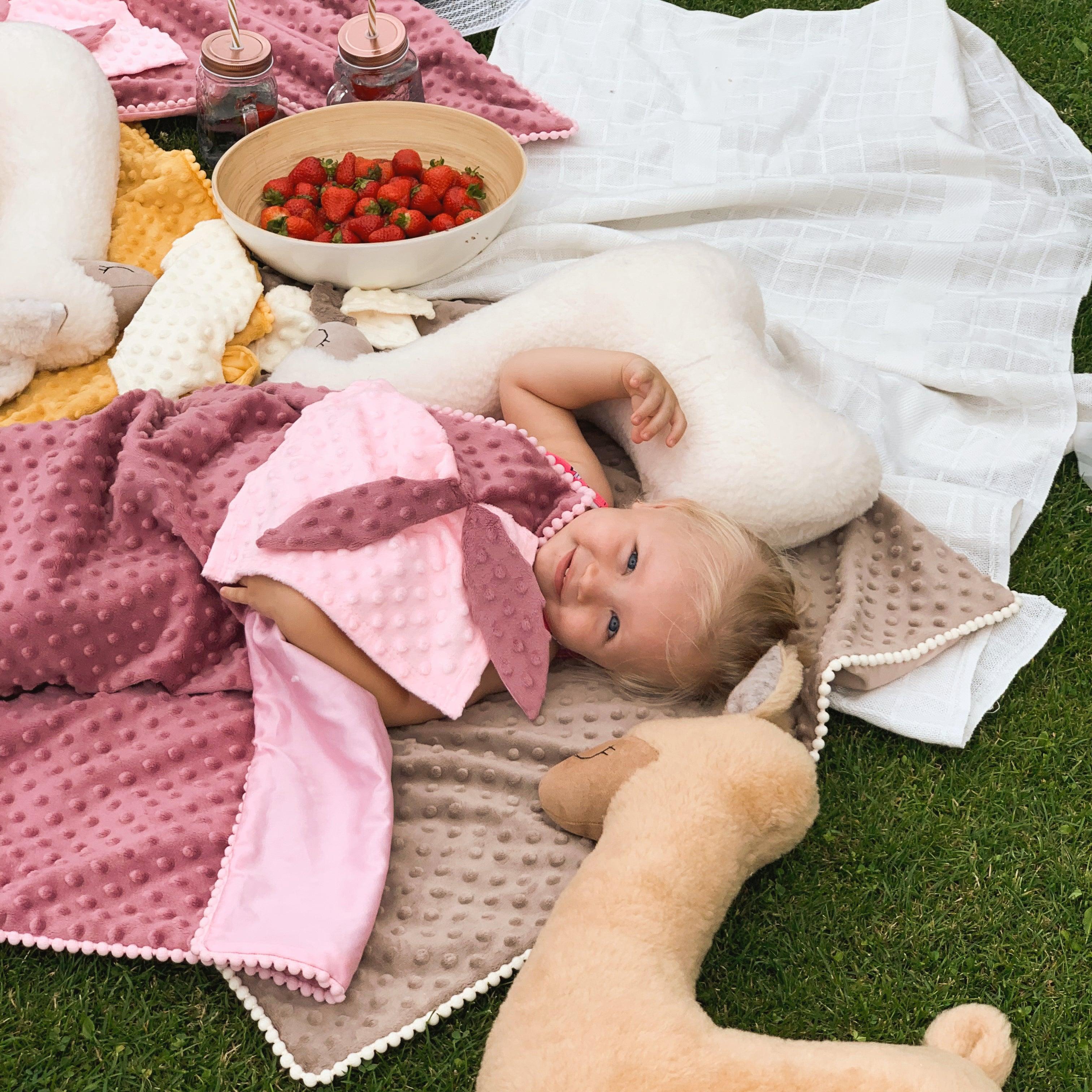 2in1 Blanket with sewn-up Baby Comforter, dusty rose - VirtuousWares:Global