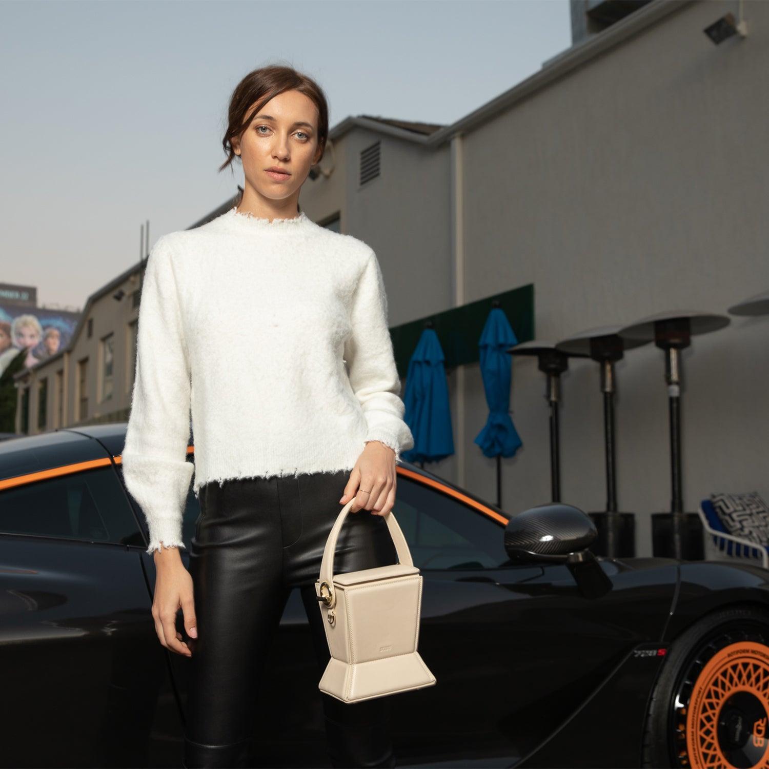 Amber Leather Bucket Bag Creamy Off White - VirtuousWares:Global