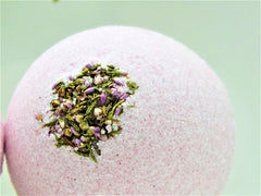 Beetroot & Heather flowers bath bomb - VirtuousWares:Global