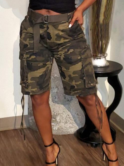 Camouflage Print Pocket Design Knee Length Pants (Without Belt) - VirtuousWares:Global