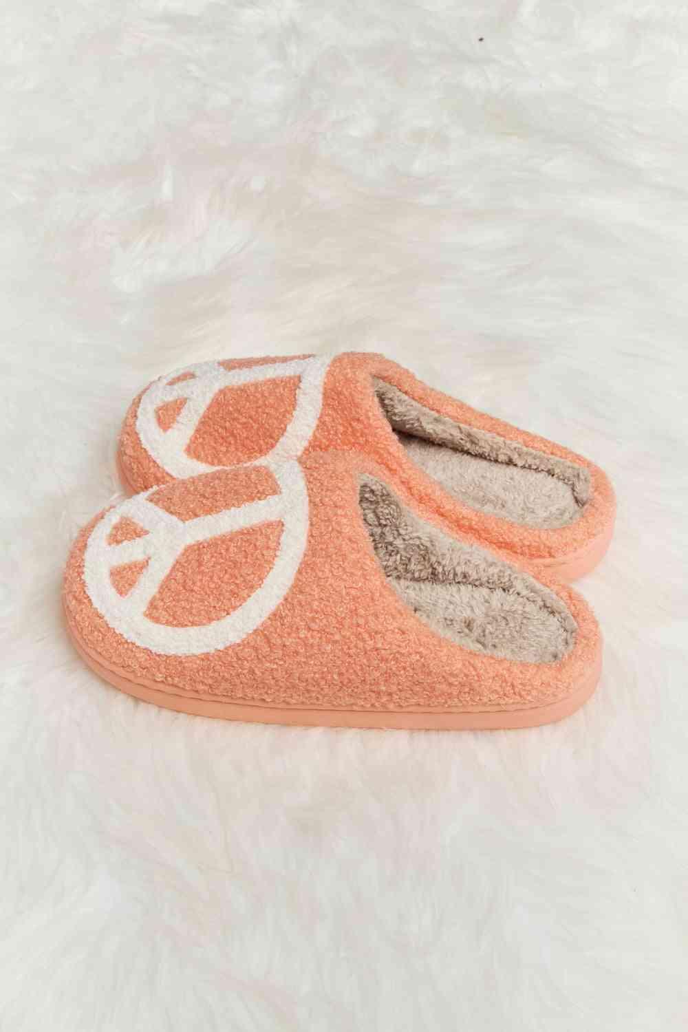 Comfy Cozy Plush Slide Slippers - VirtuousWares:Global