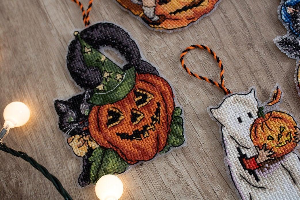 Counted Cross Stitch Kit Halloween Toys L8008 - VirtuousWares:Global