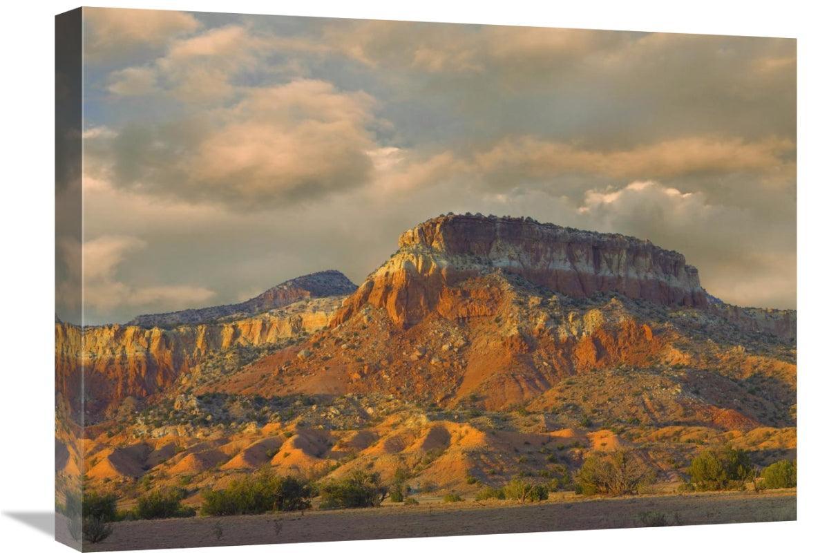 Global Gallery GCS-396523-1824-142 18 x 24 in. Sandstone Butte Showing - VirtuousWares:Global