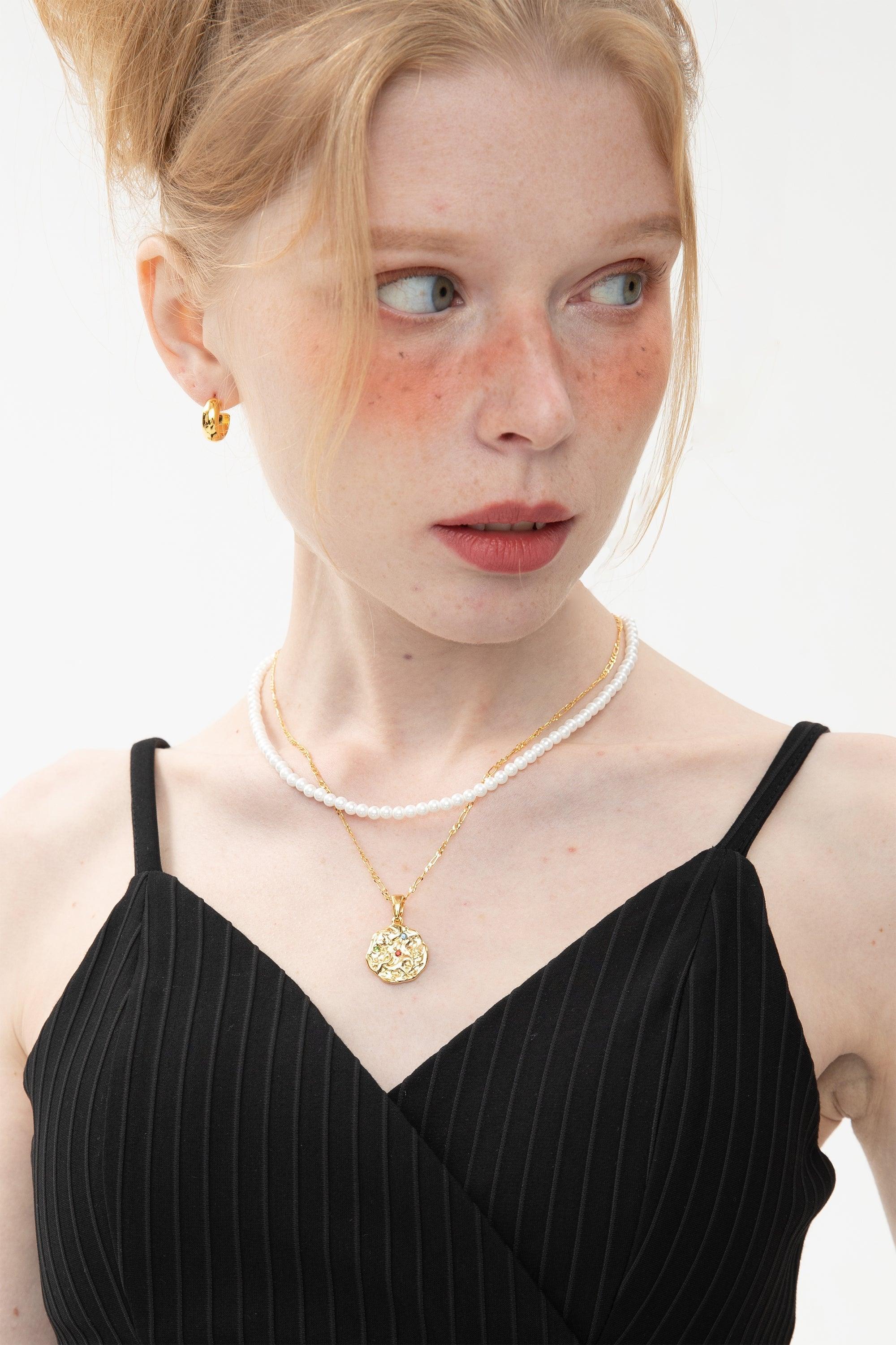 Gold Sculptural Zodiac Sign Pendant Necklace Set - VirtuousWares:Global