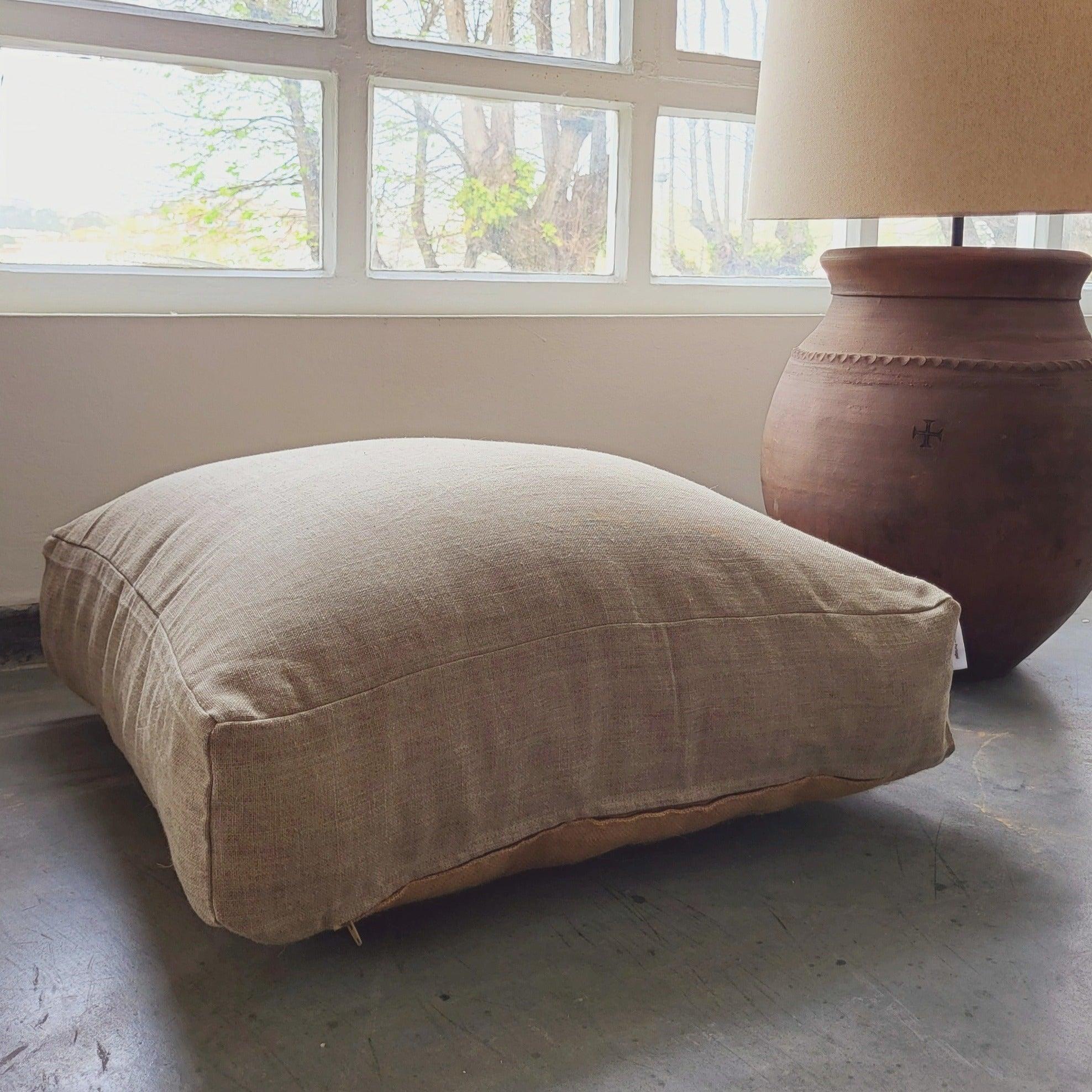 Linen cru pouf - VirtuousWares:Global