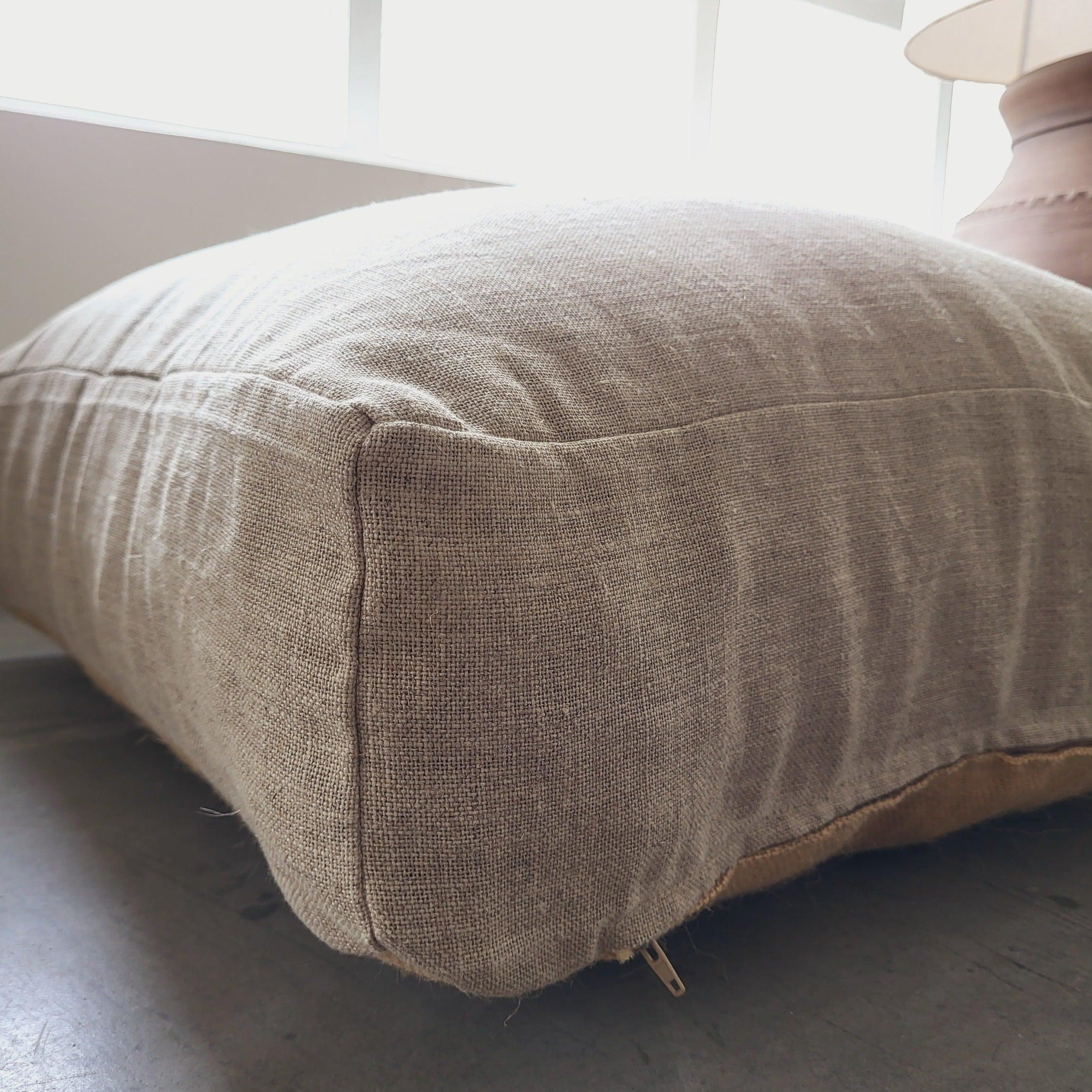 Linen cru pouf - VirtuousWares:Global