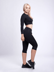 Mid-Rise Capri Fitness Leggings with Side Pockets - VirtuousWares:Global