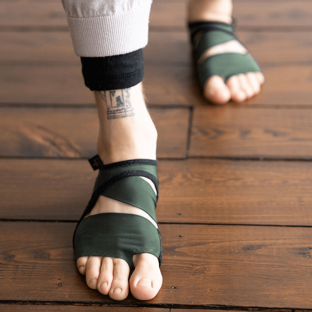 PigaLite™ Stability Grip Socks - VirtuousWares:Global
