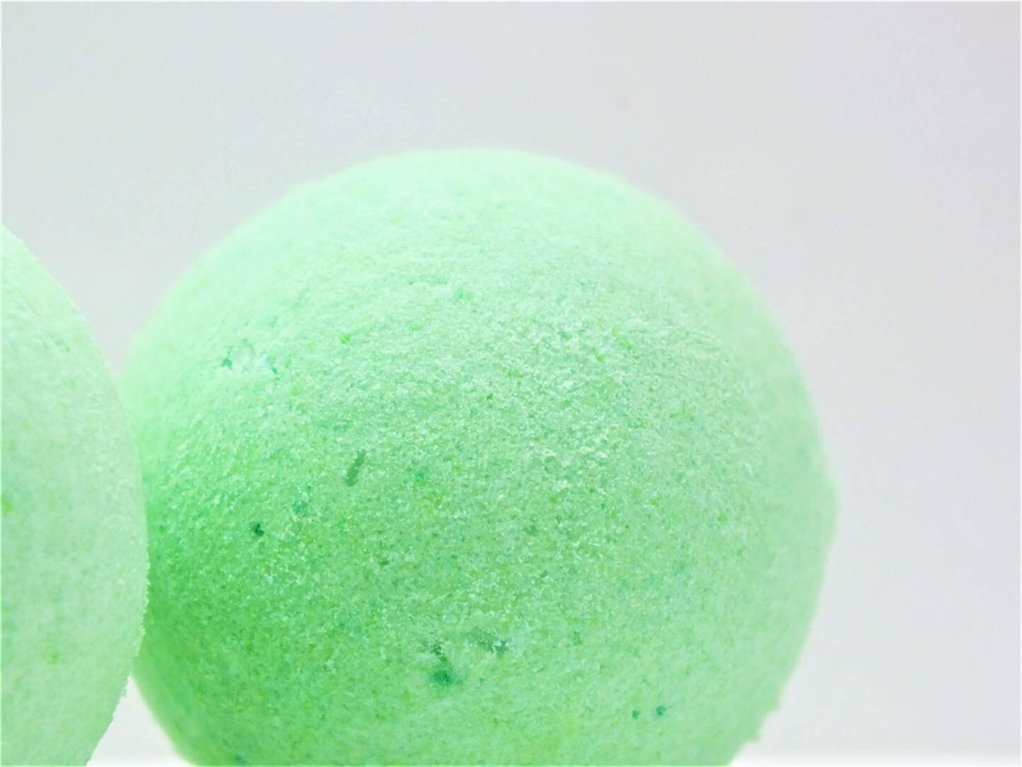 Scottish Tweed & Epsom Salt Bath Bomb - VirtuousWares:Global