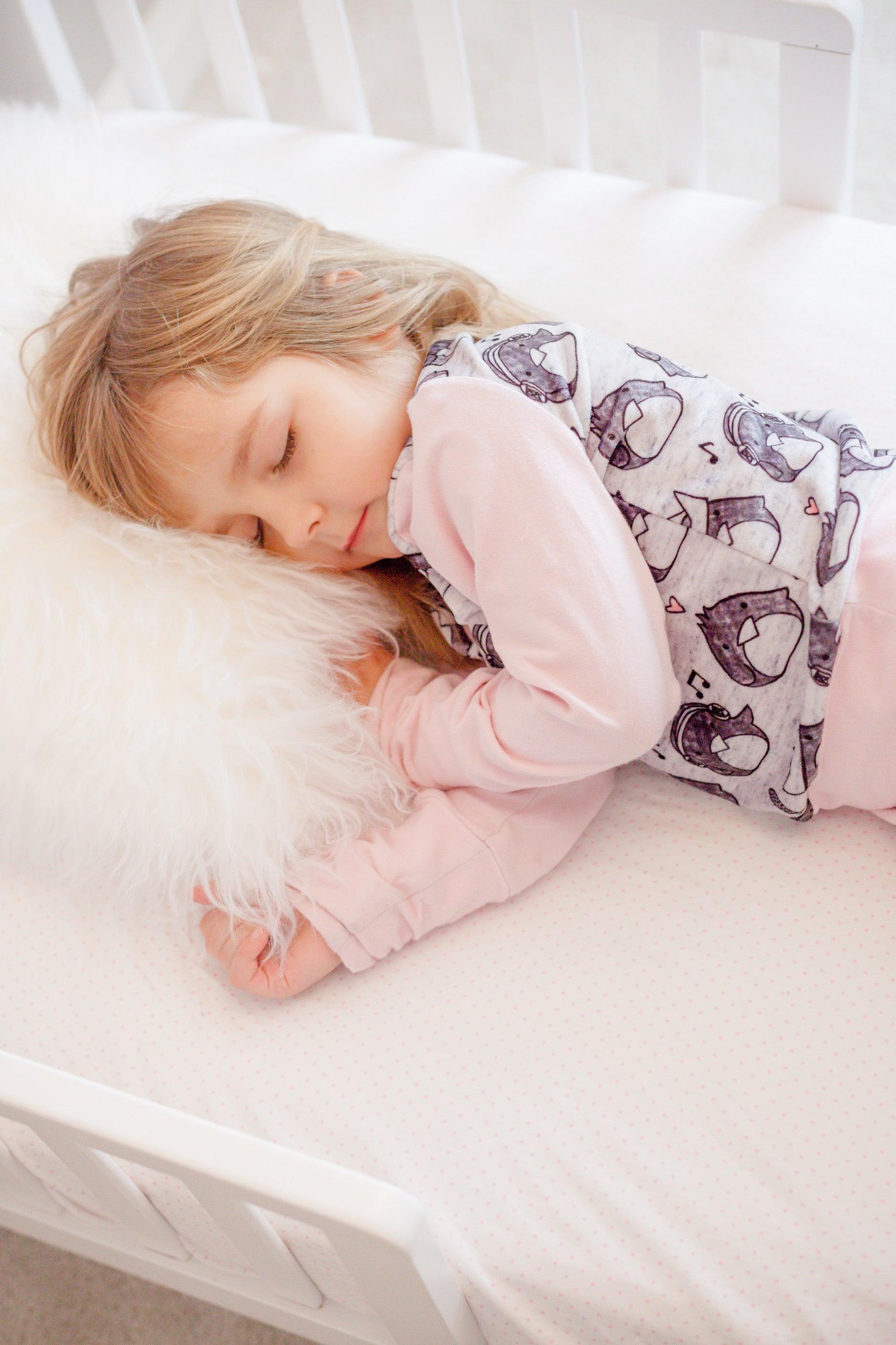 SheetWorld Fitted Youth Bed Sheet - 100% Cotton Jersey - Pink Pindot, - VirtuousWares:Global