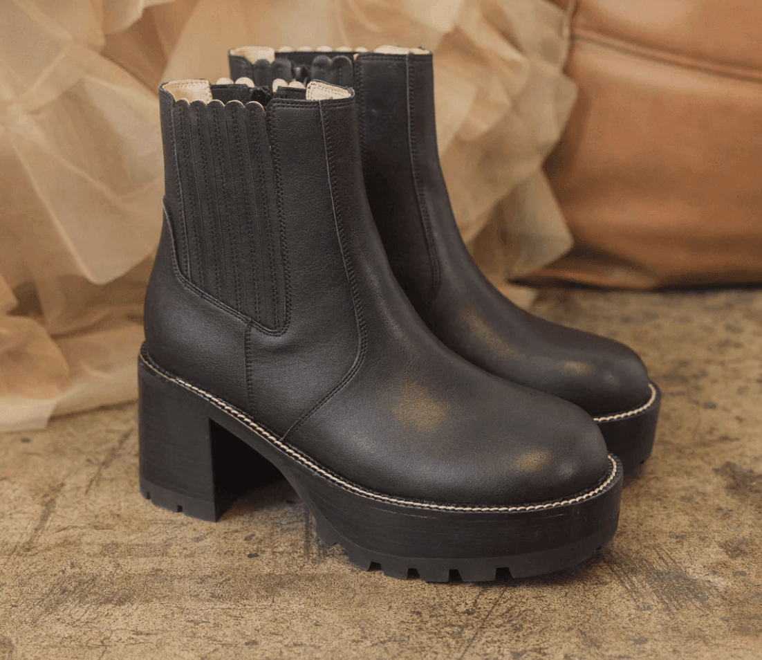 The Allison Midnight Chunky Platform Paneled Boots - VirtuousWares:Global