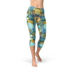 Womens Hexagon Floral Capri Leggings - VirtuousWares:Global