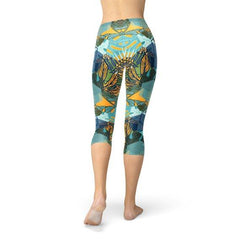 Womens Hexagon Floral Capri Leggings - VirtuousWares:Global