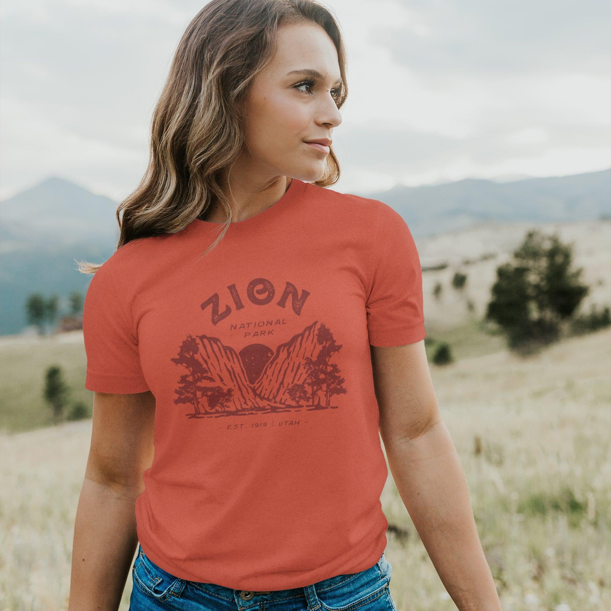 Zion National Park - Short Sleeve T-Shirt - VirtuousWares:Global